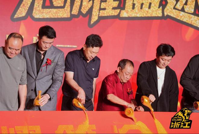 寻求转让提议让两位禁赛教练进入名人堂冰球突破技巧苏群释放两大信息：一队(图3)