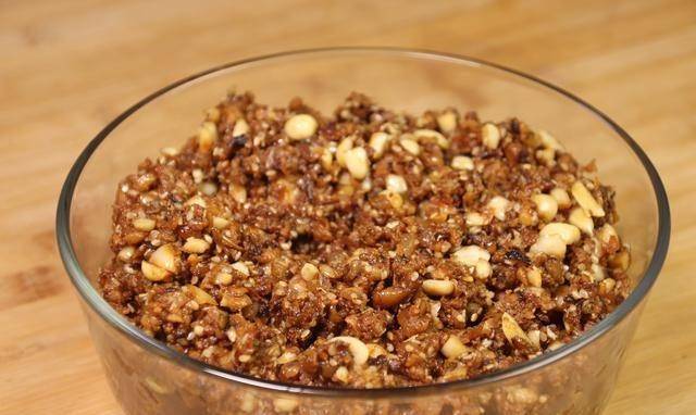 的自制秘方堪比老干妈一次制作享受半个月的美味冰球突破自己动手做告别购买香菇酱：超级好吃(图5)